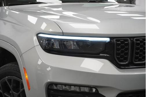 2023 Jeep Grand Cherokee 4xe Summit Reserve