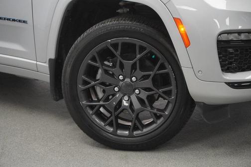 2023 Jeep Grand Cherokee 4xe Summit Reserve