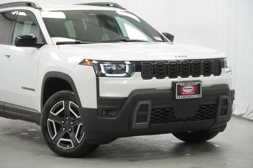 2026 Jeep Cherokee Laredo 4x4