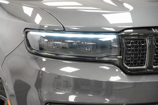 2024 Jeep Grand Wagoneer Series III Obsidian 4x4