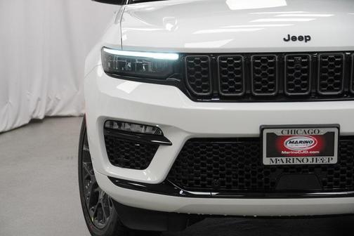 2025 Jeep Grand Cherokee Summit