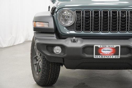 Anvil Clearcoat 2026 Jeep Wrangler Sport S