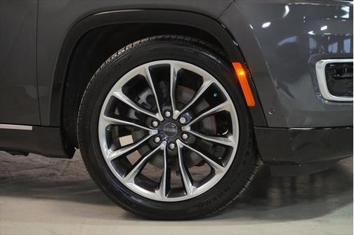 2022 Jeep Wagoneer Series III 4x4