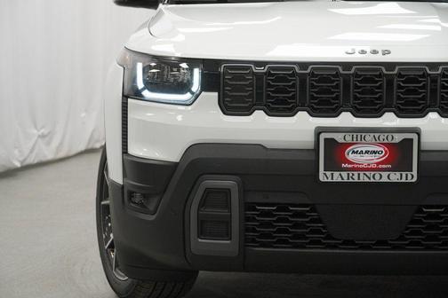 2026 Jeep Cherokee Overland