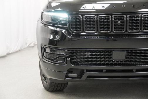 2024 Jeep Wagoneer Series II Carbide 4x4
