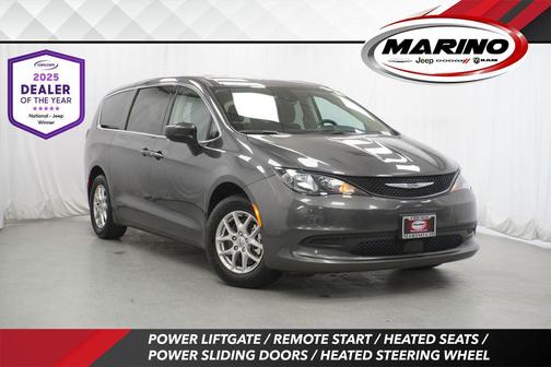 Granite Crystal Metallic Clearcoat 2023 Chrysler Voyager LX