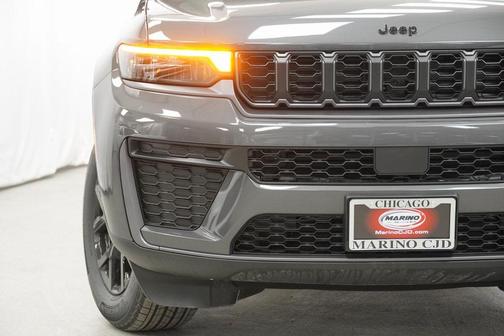 2026 Jeep Grand Cherokee Altitude