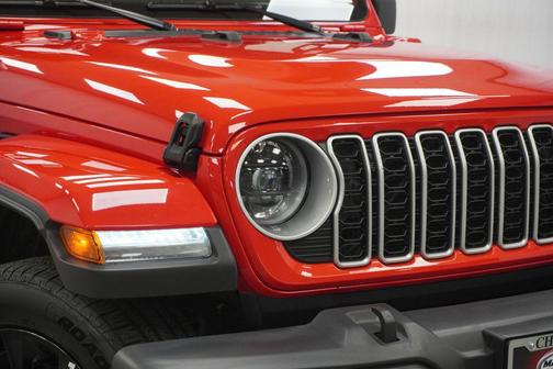 Firecracker Red Clearcoat 2025 Jeep Wrangler 4xe Sahara