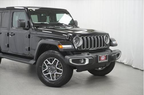 2025 Jeep Wrangler 4-Door Sahara 4x4