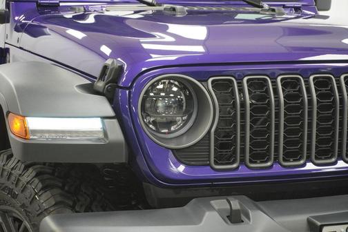 Reign 2026 Jeep Wrangler Sport