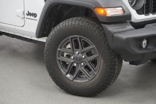 Bright White Clearcoat 2025 Jeep Wrangler Sport S