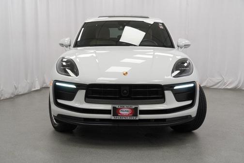 2023 Porsche Macan T