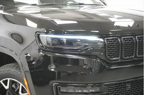 2025 Jeep Wagoneer Series II Overland 4x4