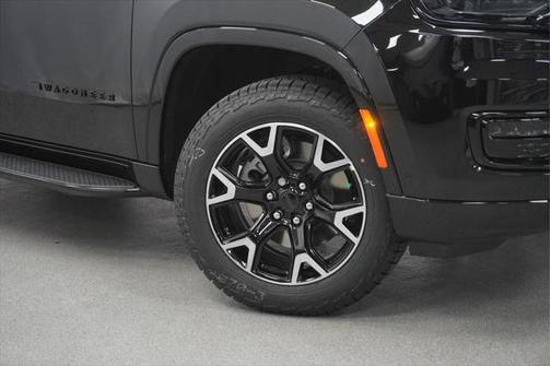 2025 Jeep Wagoneer Series II Overland 4x4