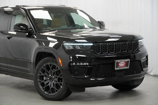 2025 Jeep Grand Cherokee Summit
