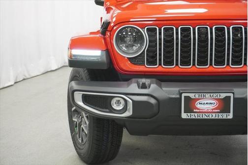 2025 Jeep Wrangler 4-Door Sahara 4x4