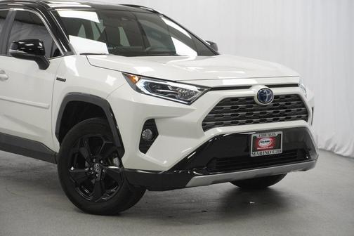 2019 Toyota RAV4 Hybrid SE