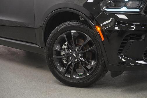 DB Black Clearcoat 2025 Dodge Durango GT AWD