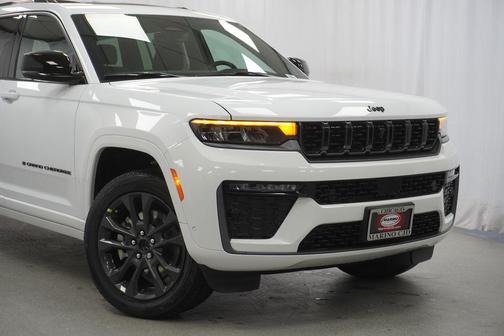 Bright White Clearcoat 2026 Jeep Grand Cherokee L Limited