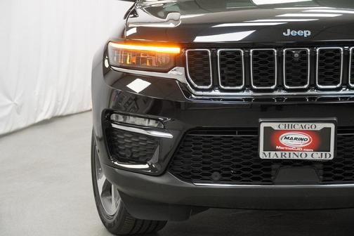 2022 Jeep Grand Cherokee 4xe Base