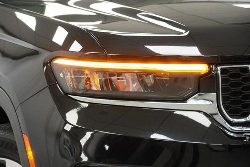 2022 Jeep Grand Cherokee 4xe Base