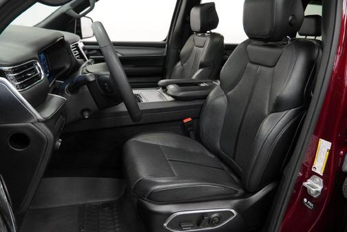 Velvet Red Pearlcoat 2024 Jeep Wagoneer Series II Carbide