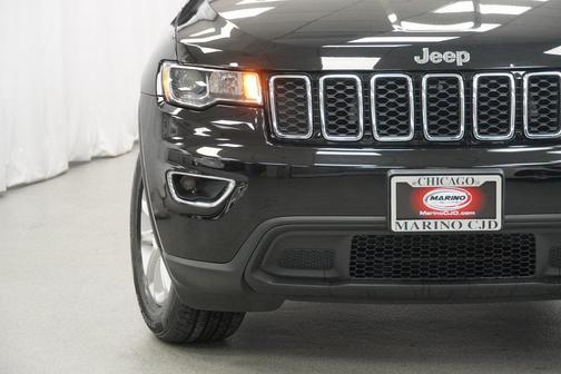 2022 Jeep Grand Cherokee Laredo