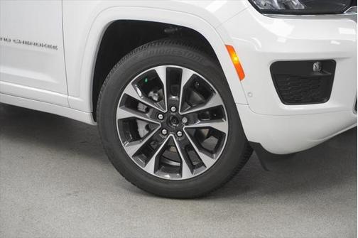 2025 Jeep Grand Cherokee Overland