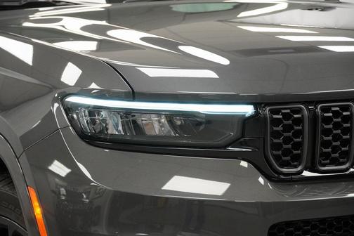 2025 Jeep Grand Cherokee L Summit