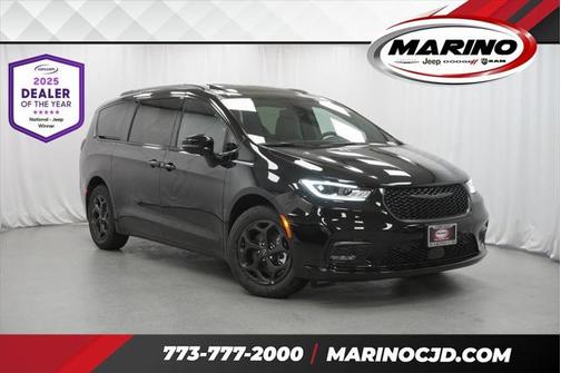 2025 Chrysler Pacifica Hybrid Premium S Appearance Pkg