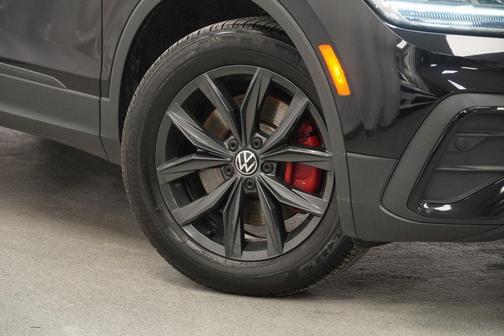 2024 Volkswagen Tiguan 2.0T SE 4MOTION