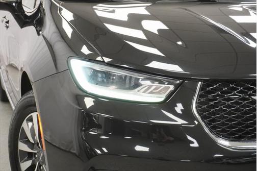 2021 Chrysler Pacifica Hybrid Limited
