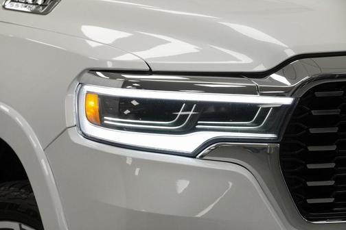 2025 RAM 1500 ST
