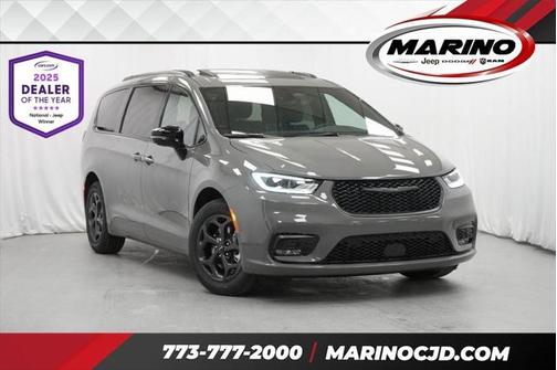 2025 Chrysler Pacifica Hybrid Premium S Appearance Pkg