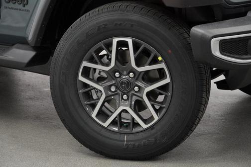 2026 Jeep Wrangler 4-Door Sahara 4x4