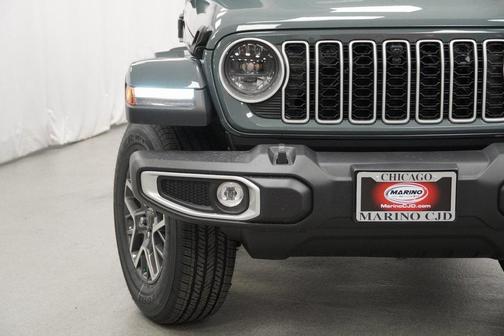 2026 Jeep Wrangler 4-Door Sahara 4x4