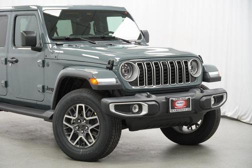 2026 Jeep Wrangler 4-Door Sahara 4x4