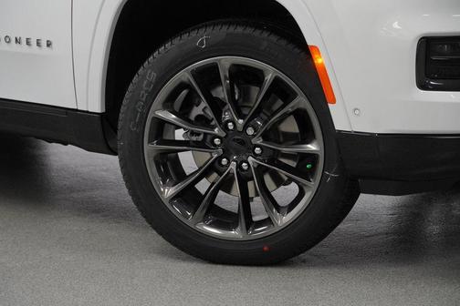 2025 Jeep Grand Wagoneer Series III Obsidian 4x4