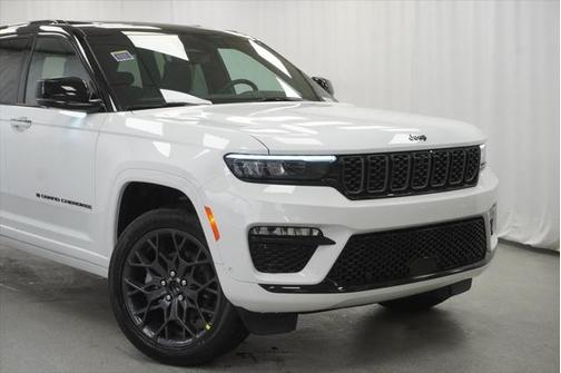 2025 Jeep Grand Cherokee Summit