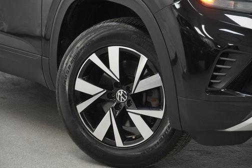 2022 Volkswagen Atlas Cross Sport 2.0T SE