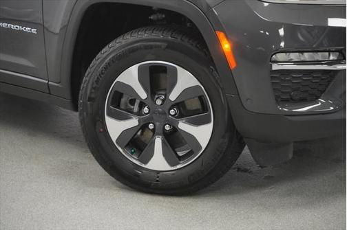 2023 Jeep Grand Cherokee 4xe Base