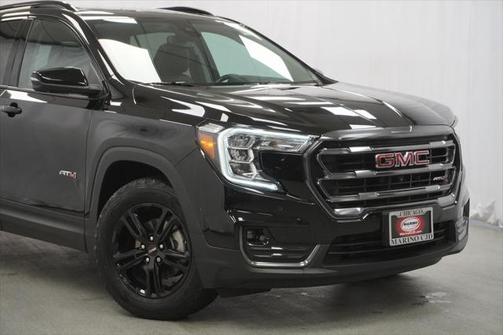 2022 GMC Terrain AWD AT4