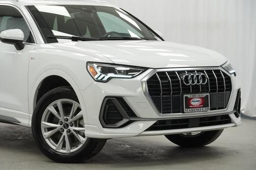 2025 Audi Q3 Premium 45 TFSI S line quattro Tiptronic