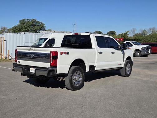 Star White Metallic Tri-Coat 2025 Ford F-250 King Ranch