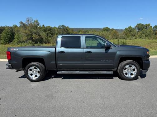 2017 Chevrolet Silverado 1500 2LT