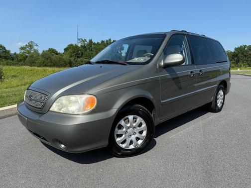 2005 Kia Sedona LX