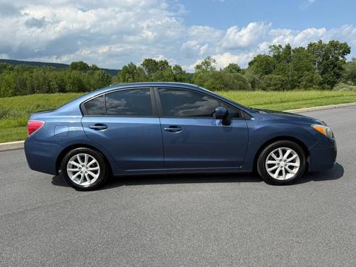 2013 Subaru Impreza 2.0i Premium