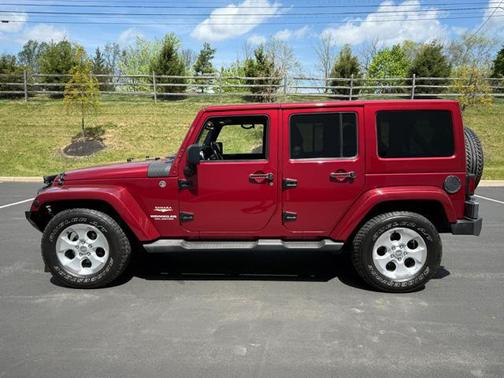 2013 Jeep Wrangler Unlimited Sahara