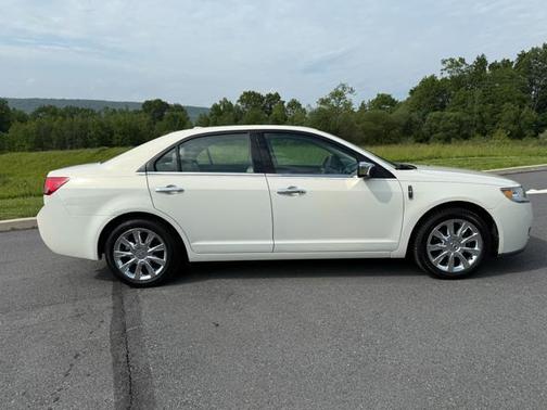 2012 Lincoln MKZ Base