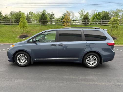 2015 Toyota Sienna Limited